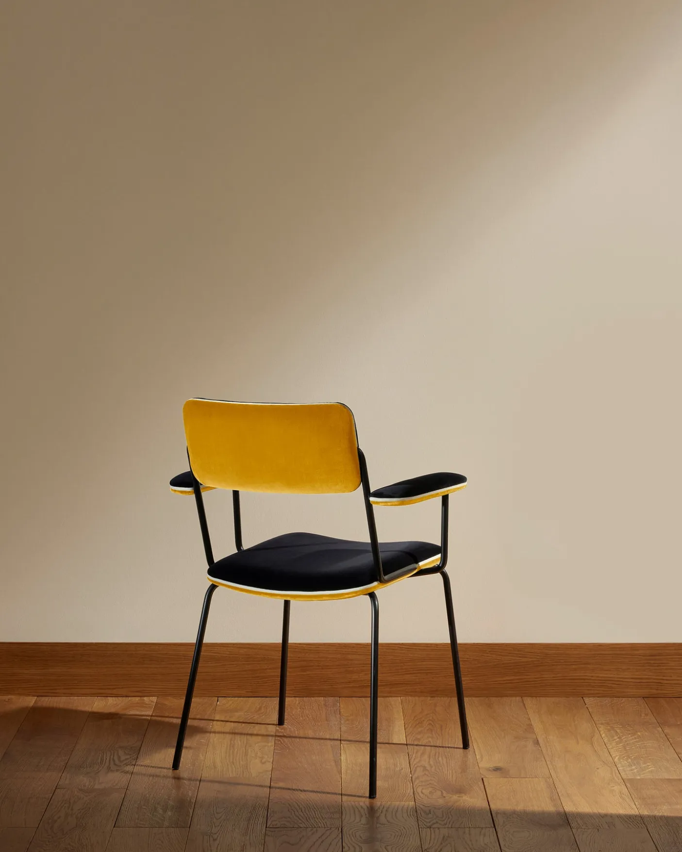 Chaise accoudoirs Double Jeu - Ocre